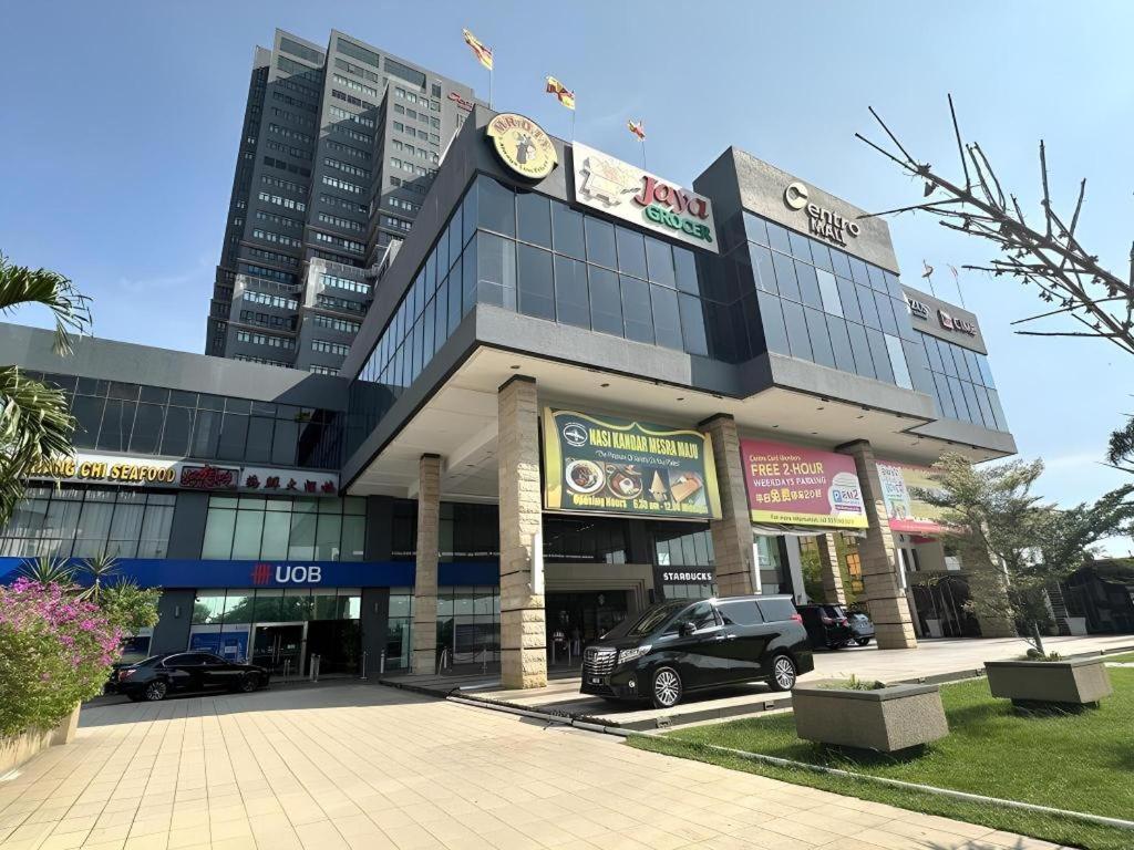 Klang Histana Hotel Esterno foto