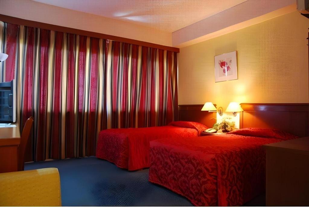 Klang Histana Hotel Esterno foto