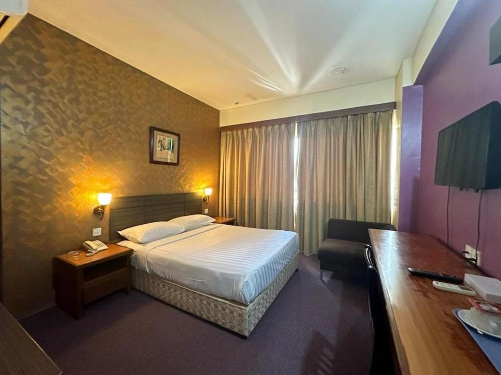 Klang Histana Hotel Esterno foto