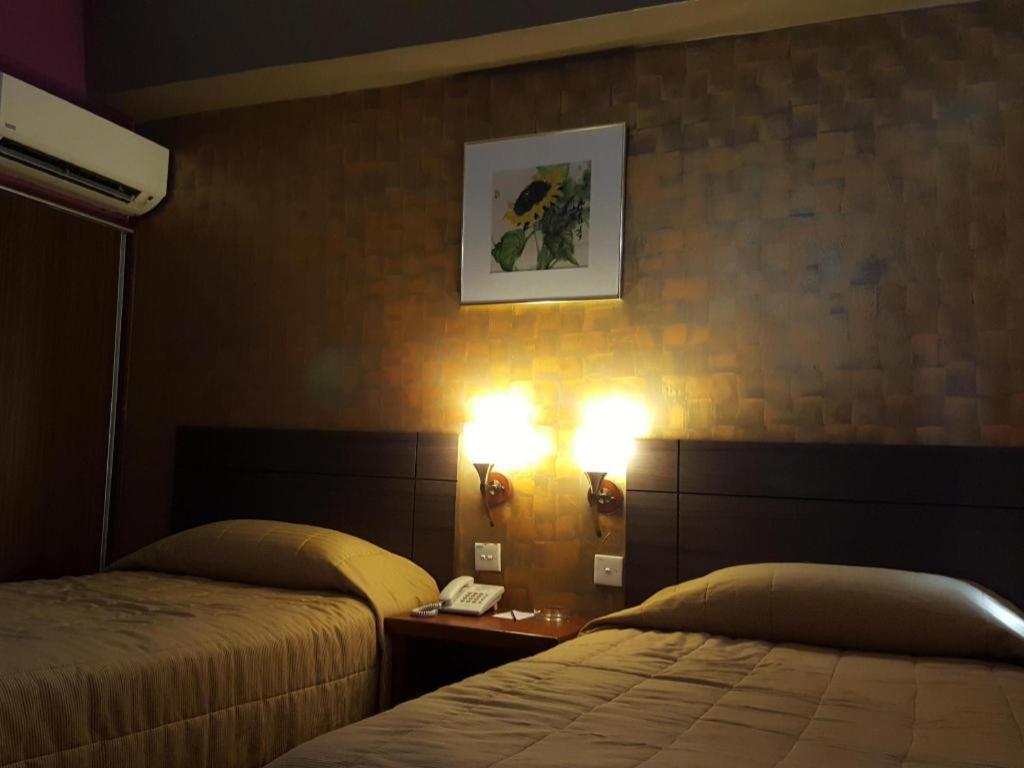 Klang Histana Hotel Esterno foto