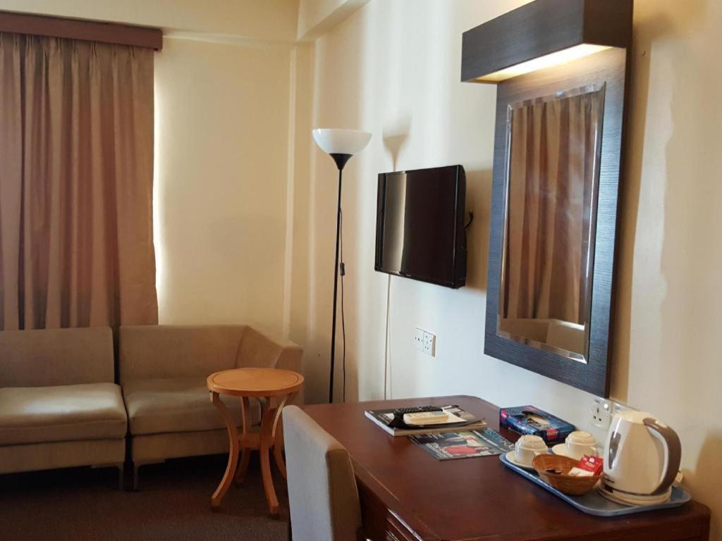 Klang Histana Hotel Esterno foto